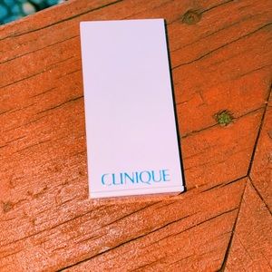 Brand new clinique eyeshadow palette